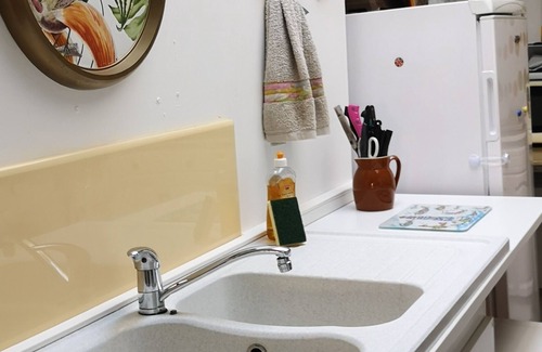 Tuffe Val de la Cheronne House | Welcome to Tuffe 11 beds in the center of village short walk to lake