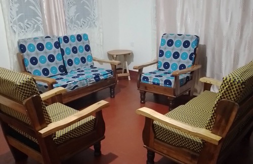 Boma la Ngombe House | WELCOME AND STAY AT EWASO MAASAI HOMESTAY