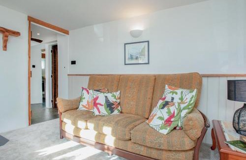 Worlington House | Welcome Cottage