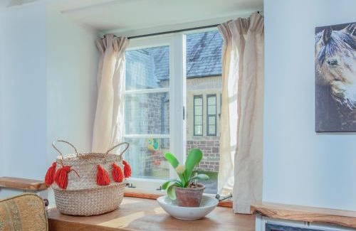 Worlington House | Welcome Cottage