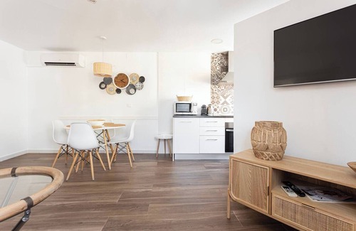 Esplugues de Llobregat Apartment | Welcome to my home! Recently renovated 3 bedroom apartment, in the neighborhood of Esplugues