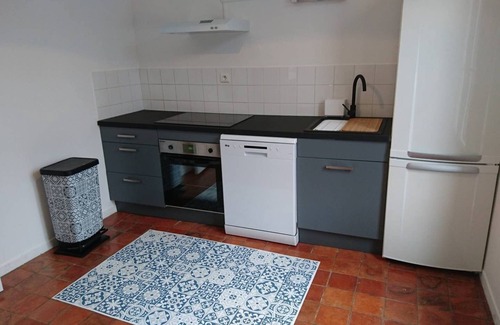 Giffaumont-Champaubert House | Welcome to casa T3. Apartment in the heart of the village of Giffaumont-Champaubert.