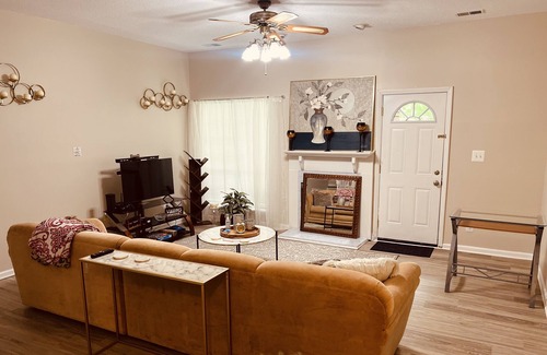 Charlotte House | Welcome Home! 2bed/2.5 bath townhouse in the heart of Charlotte