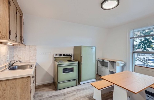 Washington Park West Apartment | Welcome home to the Lincoln Street Retreat!
