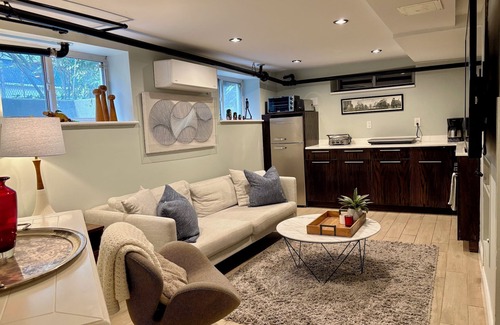 Flatbush Apartment | Welcome Home