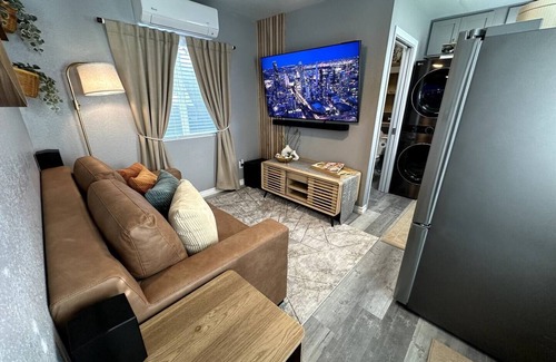 San Carlos House | Welcome SD Cozy Suits A & B Together