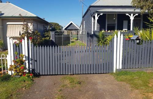 Maryborough House | Welcome Stranger Cottage