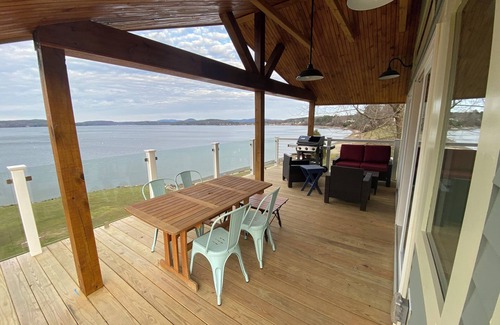 Malletts Bay Cottage | Welcome to 54 West Lake Shore Drive, a charming, single-floor home near the peaceful shores of Lake Champlain. This 1,200-square-foot residence offers 2 bedrooms (1 King, 1 Queen), 1.5 bathrooms with a shower and soaker tub. The thoughtfully designed