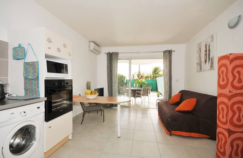 L'Houezel Apartment | Welcome to a charming 2-room apartment with garden and pool - Ideal for 4 people