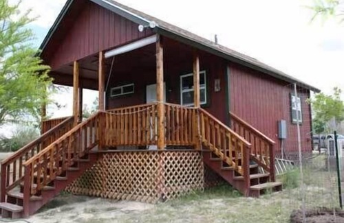 Bandera Cabin | Welcome to Bandera Stronghold - Red Cloud Cabin