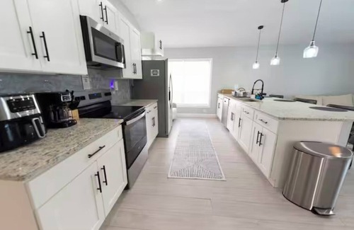 West Kissimmee House | Welcome to Bloomsbury Drive!