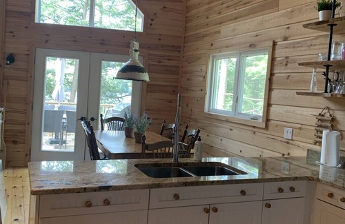 Dysart et al Cottage | Welcome to Burdock Lakehouse - a Peaceful Waterfront Retreat