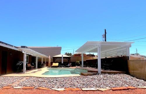 Lake Havasu City House | Welcome to Casa Azul Havasu, Resort Style Backyard with Pool Spa