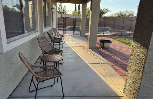 Casa Grande House | Welcome to Casa DeAgoro, a beautiful house to rent in a quiet neighborhood.