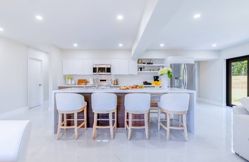 Cutler Bay House | Welcome to Casa Luna! Your relaxing and luxurious retreat away from home.