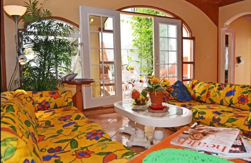 Playas Coronado Villa | Welcome to Casa Viva Mexico 3-bedrooms 2-bathroms 6-Guests close to Shoping Center & Beach
