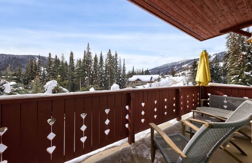 Sundance Estates House | Welcome to Chalet Marmotte