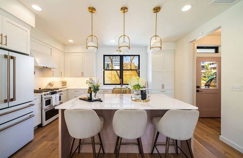 Chelan House | Welcome to Coco Chelan at The Lookout at Lake Chelan
