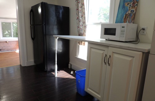 Woodstock Apartment | Welcome to Cowtown! Homey open concept 2 bedroom apartment.