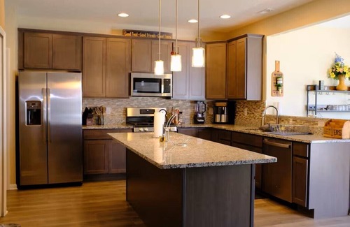 Noblesville House | Welcome to Dark Roast Retreat! Spacious 4BR w/WiFi & AC in charming Noblesville