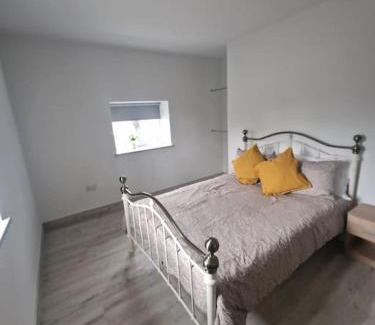 Holycross Apartment | Welcome to DC's Cottage