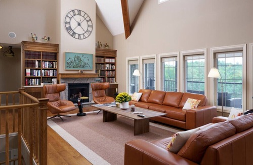 Bracebridge House | Welcome to Dragonfly Hill.