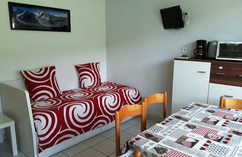 Thollon-les-Memises Apartment | Welcome to Les Irris de Sarra