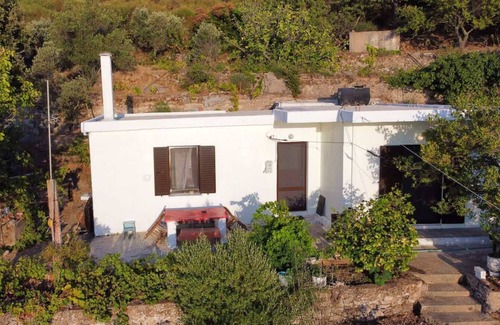 Armenistis House | Welcome to Granny's House at Kouniadoi village in the island of Ikaria Greece!