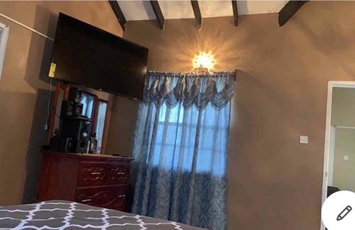 Kingstown Apartment | Welcome to Hibiscus apartment