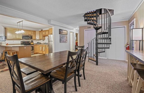 Bessemer House | Welcome to Hillside Haus: Your Cozy Trailside Retreat!