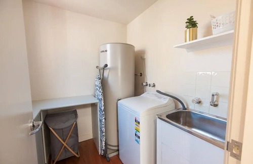 Echuca Apartment | Welcome to Il Cortile - two storey apartment in central Echuca