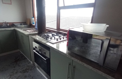 Mossel Bay Cabin | Welcome to Khoka Moya Cabin, nested in the beautiful Costal town of Mosselbay.
