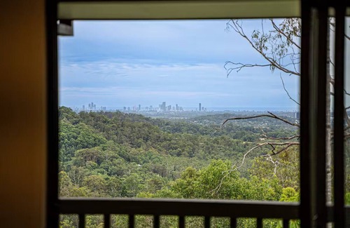 Advancetown Cabin | Welcome to Kookaburra Cabin at Nebesa Nature Retreat