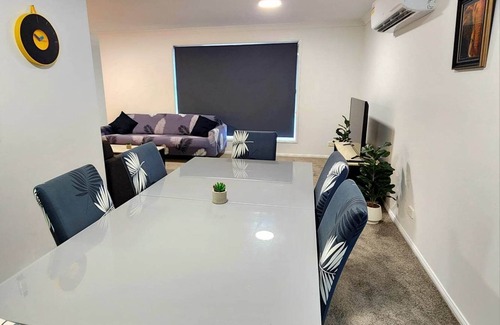 Bray Park House | Welcome to Kumbari House