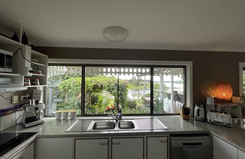 Yungaburra Villa | Welcome to Lakeside, Yungaburra with the lake literally at your doorstep.