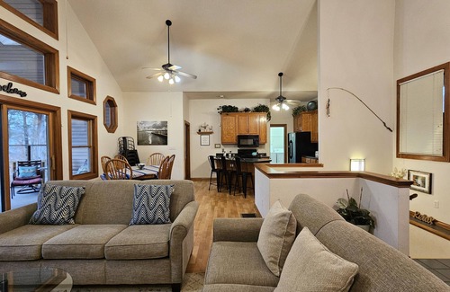 Sloans Valley House | Welcome to Lakeside Retreat – A Family-Friendly Escape at Lake Cumberland