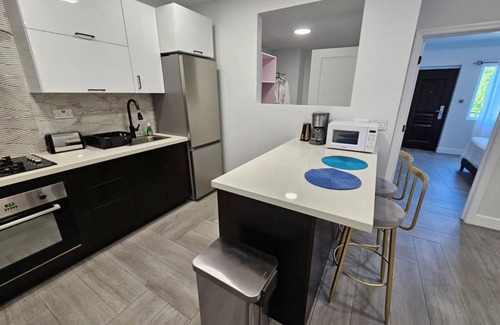The Lime Apartment | Welcome to Luxe Modern Residential Living, our newly built apartment complex.