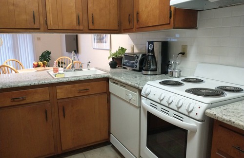 Hillcrest Condo | Welcome To Midtown Condo