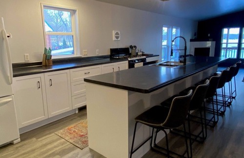 Bayview House | Welcome To Mille Lacs Lake, Where Lake Adventure Meets Cozy Retreat!