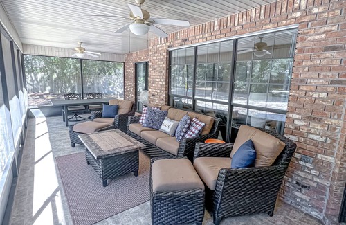 Navarre House | Welcome to Mossy Cove!