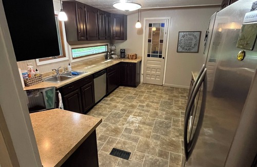 Whittier House | Welcome To Mountain Side Viewsn2BR 2BA House nestled in the Smoky Mountains!