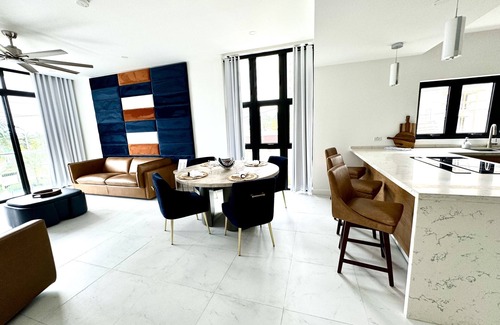 Reading Villa | Welcome to Nautical Homes Paradise 2