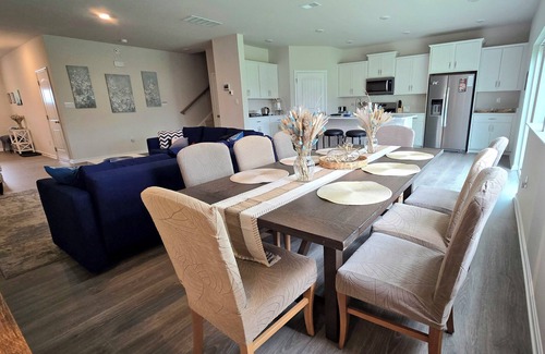 Frankford House | Welcome to our 4-bedroom house in Millville!We provide everything you need!