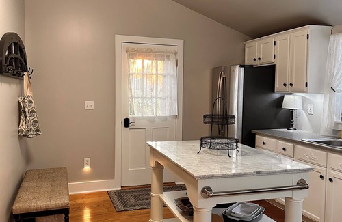 Dexter House | Welcome to our charming 1850's cottage-style home - Frances House