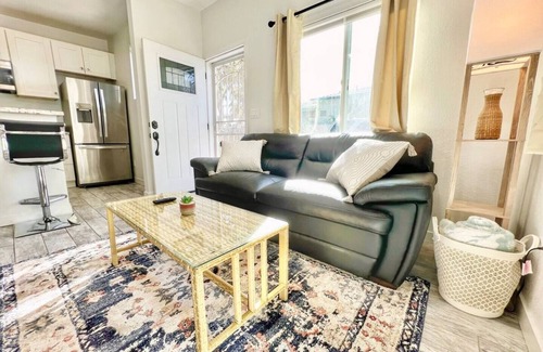 Lincoln Acres Apartment | Welcome to our chic and modern hideaway, just minutes from downtown San Diego, Balboa Park, and North Park.