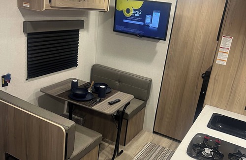 Richmond Heights Apartment | Welcome to our little cozy Breakfast & Bed private quarters!