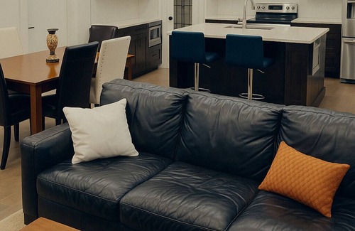 Airdrie House | Welcome to our Luxury Nest…A home away from home. Your comfort is our culture