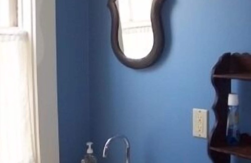 Edgartown House | Welcome to our quiet side street.A 3 Min. Walk to Downtown