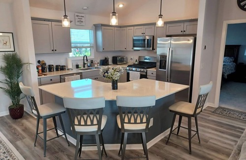 Bouvet Island House | Welcome to our Shady Brook Retreat!