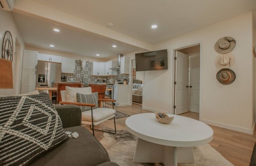 Pueblo Alto House | Welcome to our spacious home in prime Albuquerque